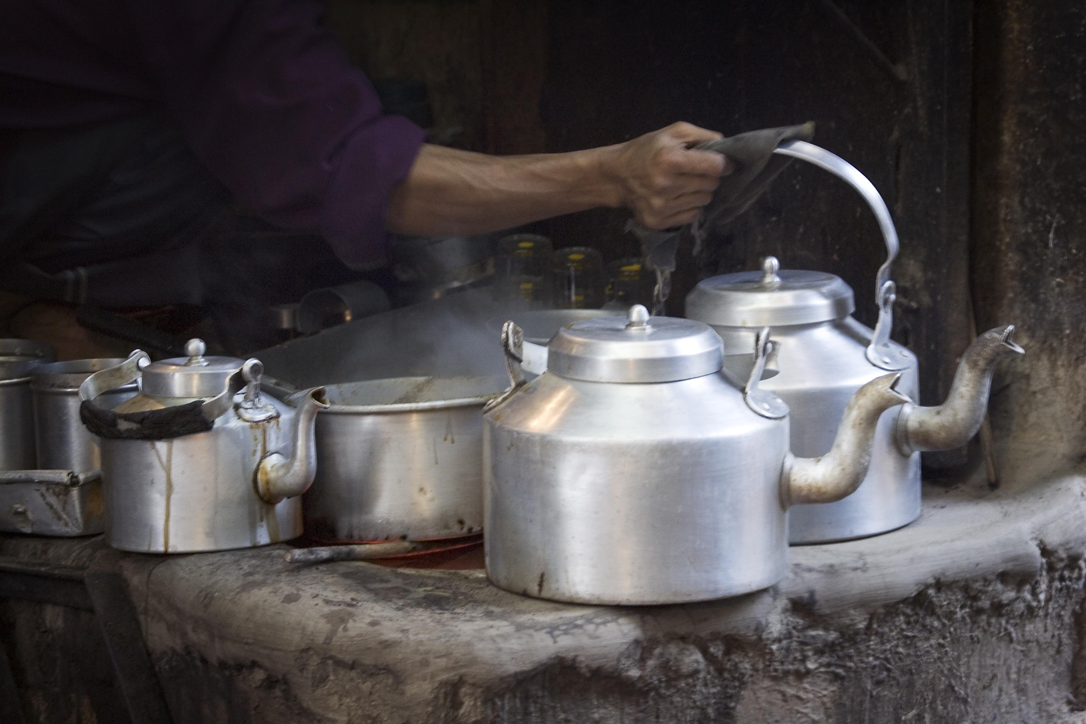 1920 तक भारत में अंग्रेजों के अलावा कोई चाय नहीं पीता था पर आज भारत विश्व का दूसरा सबसे बड़ा उत्पादक है।