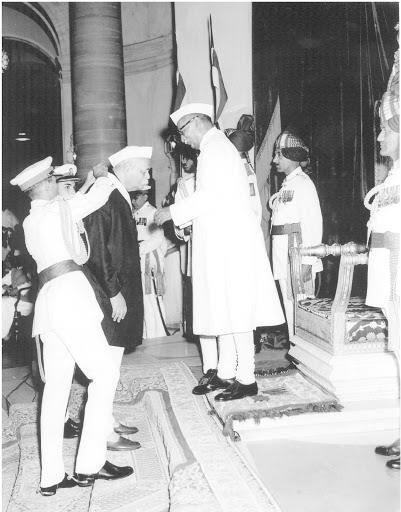 ‘भारत रत्न’ सम्मान उनके ही काल में आरम्भ किया गया। सन् 1957 में गणतन्त्र दिवस पर उन्हें भारत की सर्वोच्च उपाधि भारत रत्न से सम्मानित किया गया। 