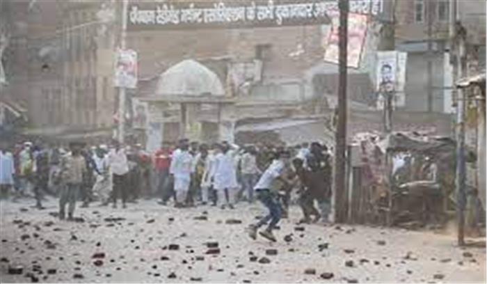 कानपुर हिंसा LIVE - पुलिस ने दर्ज की 3 FIR , 36 आरोपी नामजद , हयात जफर हाशमी की तलाश तेज