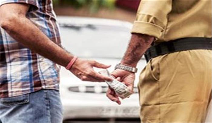 भारत में 10 में से 7 लोगों ने माना अपना काम कराने के लिए घूस देनी पड़ती है, पुलिस विभाग सबसे ज्यादा भ्रष्ट 