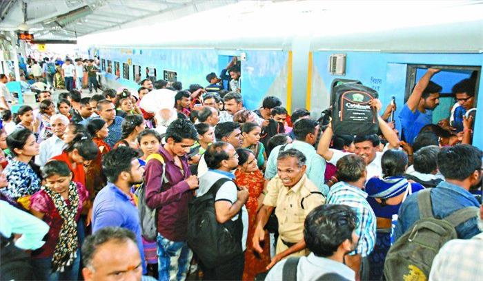 यात्रीगण कृपया ध्यान दें, दीपावली-छठ पर आपकी सुखद यात्रा के लिए रेलवे ने बनाया 16 करोड़ सीटों का मास्टरप्लान 