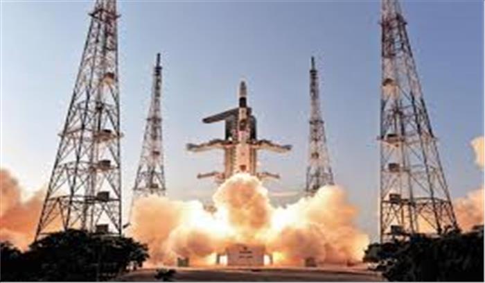 इसरो ने इतिहास में दर्ज कराया अपना नाम, अंतरिक्ष में भेजे 2 विदेशी उपग्रह
