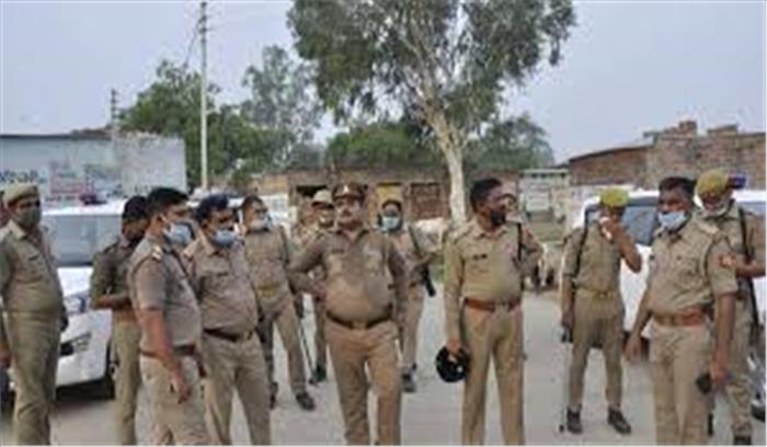 चौबेपुर के दरोगा ने हिस्ट्रीशीटर विकास दुबे को दे दी थी रेड की जानकारी! , पुलिस की 20 टीमें दबिश में लगीं
