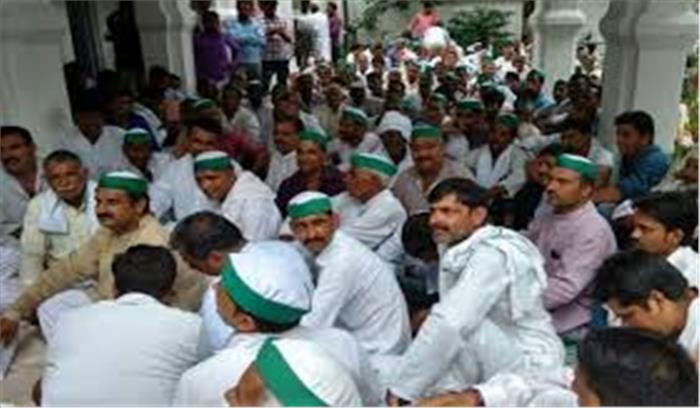 
किसानों से जुड़े अध्यादेशों के विरोध में आज भाकियू का  संसद घेराव , यूपी गेट पर लगा जाम