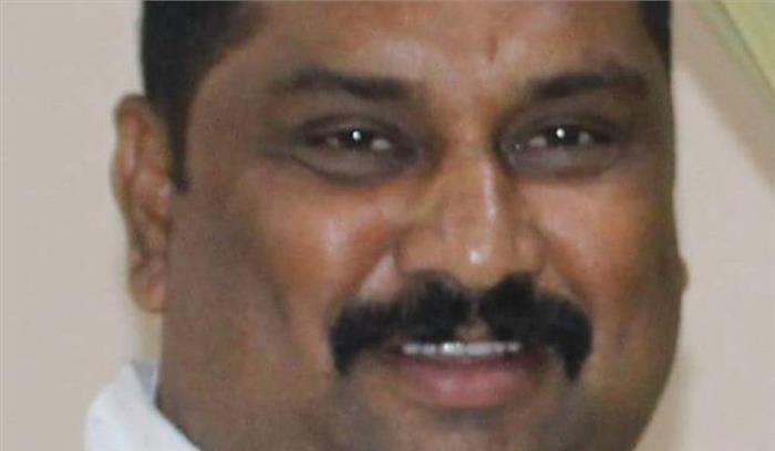 कांदीवली में शिवसेना नेता की गोली मारकर हत्या, पुलिस आरोपियों की तलाश में जुटी