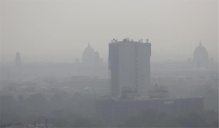दिवाली पर हुई आतिशबाजी ने निकाला दिल्ली का दम, 24 गुना ज्यादा प्रदूषण हुआ दर्ज 