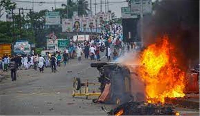LIVE - हावड़ा में दूसरे दिन भी भारी हिंसा - पत्थरबाजी , रांची में धारा 144 लागू