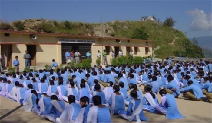 बिन गुरु कैसे शुरू होगा देवभूमि के स्कूलों का नया शैक्षिक सत्र, यूपी मूल के 150 शिक्षकों को रोका गया 
