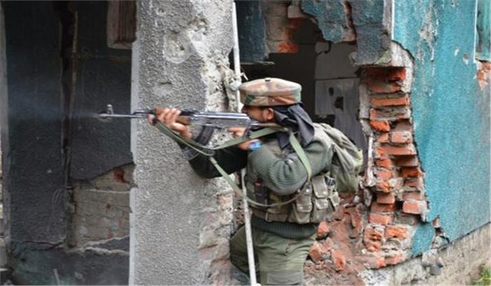 अभी-अभी...शोपिंया में सुरक्षा बलों ने 2-3 आतंकियों को घेरा मुठभेड़ जारी, कुलगाम में जेसीओ शहीद