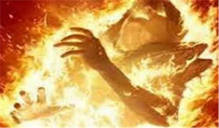 पौड़ी : चोरकंडी गांव में शख्स ने अपने दो दोस्तों को जिंदा जलाया , पुलिस ने आरोपी को गिरफ्तार किया
